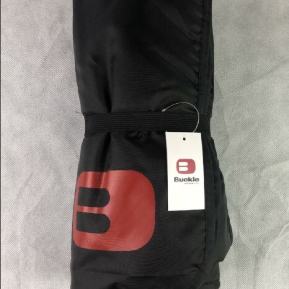 Buckle Stadium Blanket - Picture 3 of 3